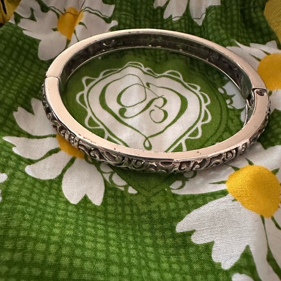 Brighton ❤️ Silver Open Scroll Hinged Bracelet With Bag - Picture 1 of 5